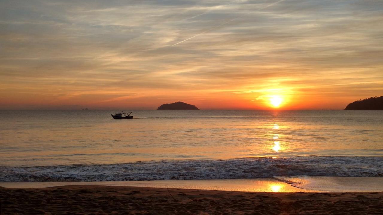 Imperador Turismo Hotel Piçarras 外观 照片