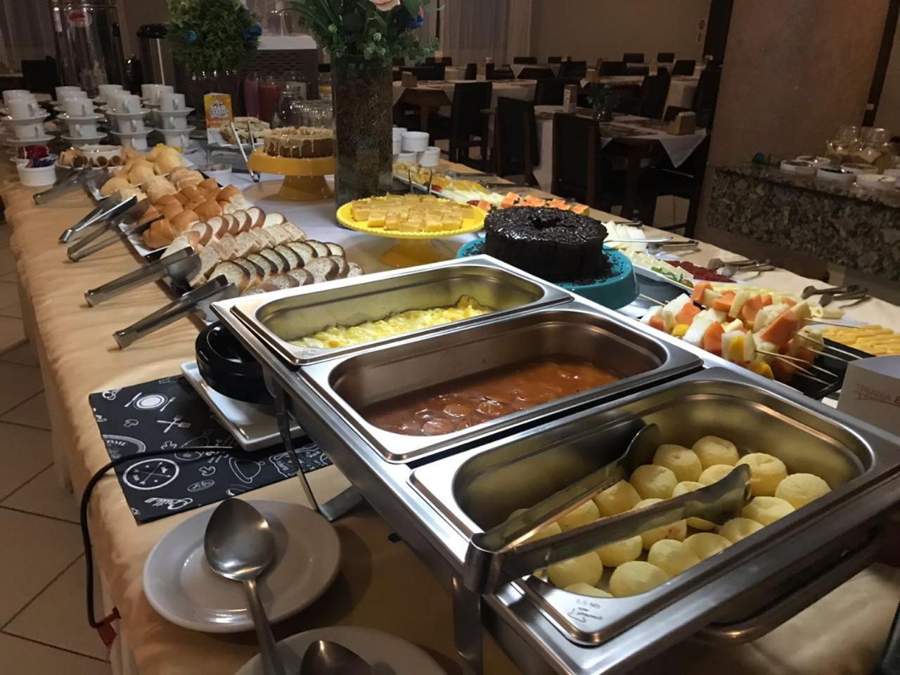 Imperador Turismo Hotel Piçarras 外观 照片